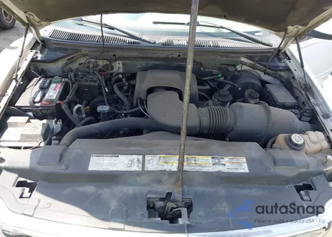 2001 Ford Expedition Eddie Bauer from USA, damaged, VIN 1FMEU17L71LB81576